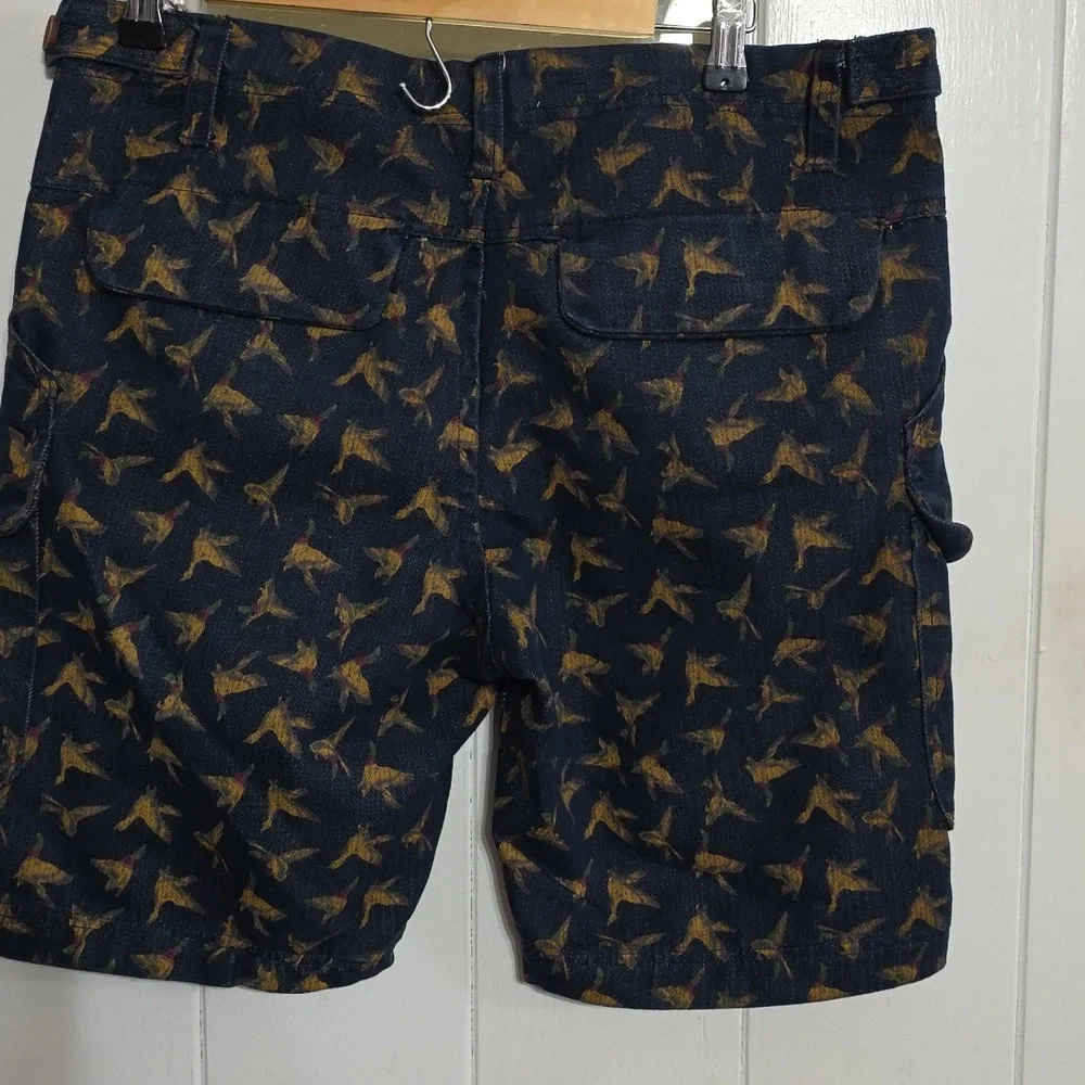 Humor Mens Duck Print Denim Shorts Sweden Cargo Pockets Hunting Sz L EUC